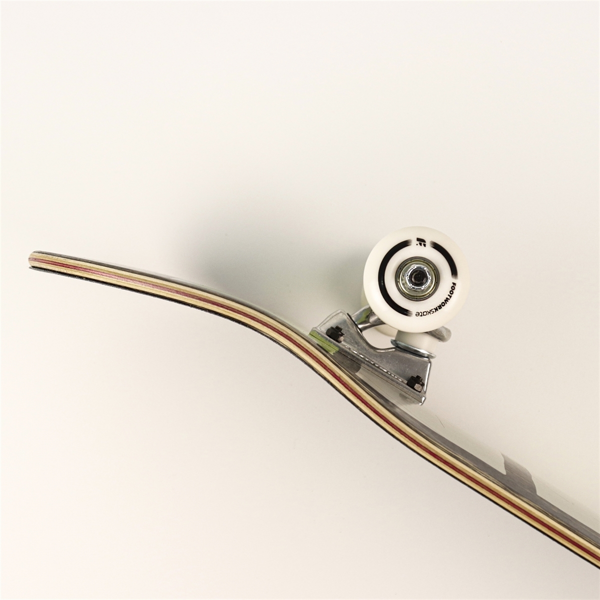 Скейтборд в сборе FAMILY TEAM - QR WHITE 8.125 - фото 27960