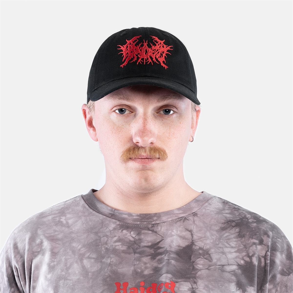 Бейсболка Горе BLK MTL LOGO FF DAD CAP black/red.emb - фото 36402