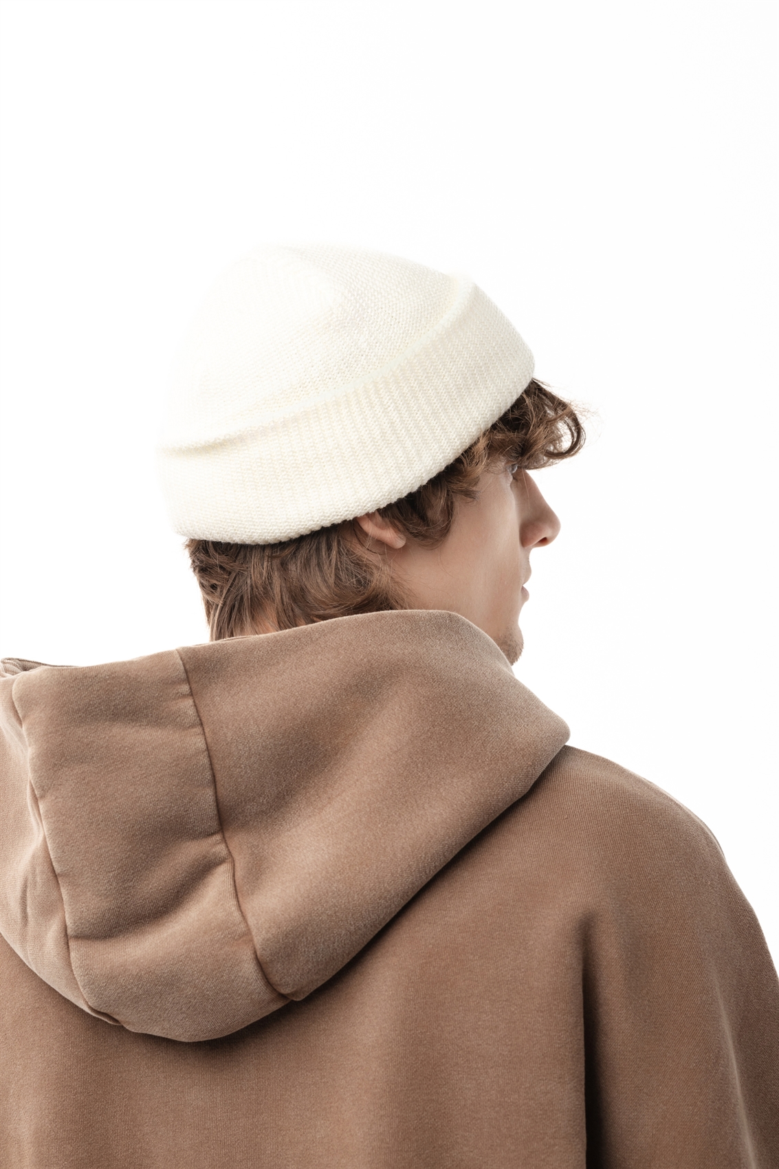 Шапка БОРДШОП1 Бини молочный - фото 50174