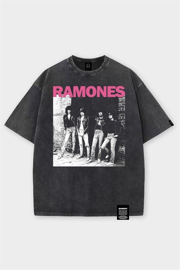 Футболка SHMOT "RAMONES", GARMENT DYE черный