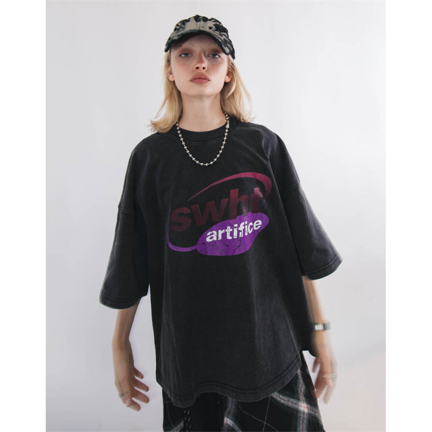 Укороченная футболка  Sowhat? "Artifice"