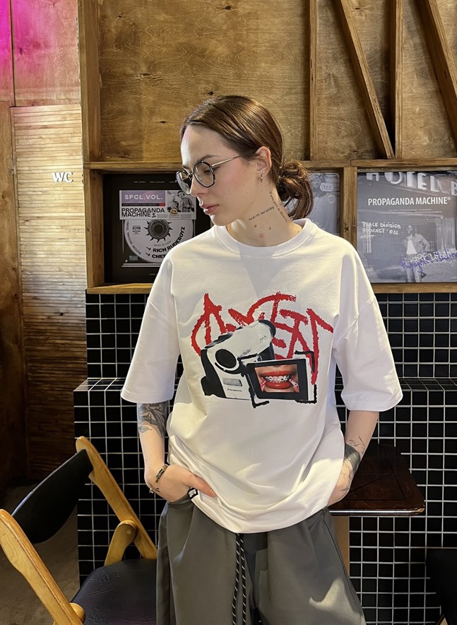 Футболка БОРДШОП#1 VHS белый